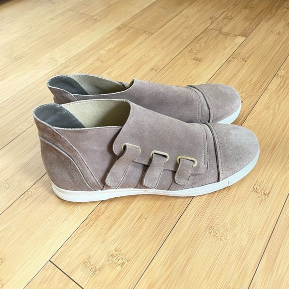 Stuart Weitzman Shoes - Stuart Weitzman Booties